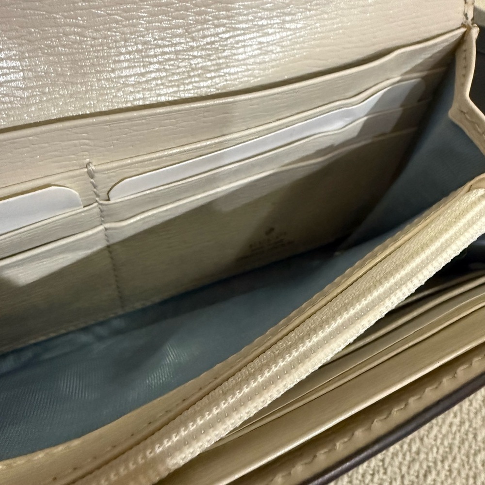 Gucci Limited Edition Leather Sylvie Valentines Day Wallet w/After Market Chain - Picture 7 of 14